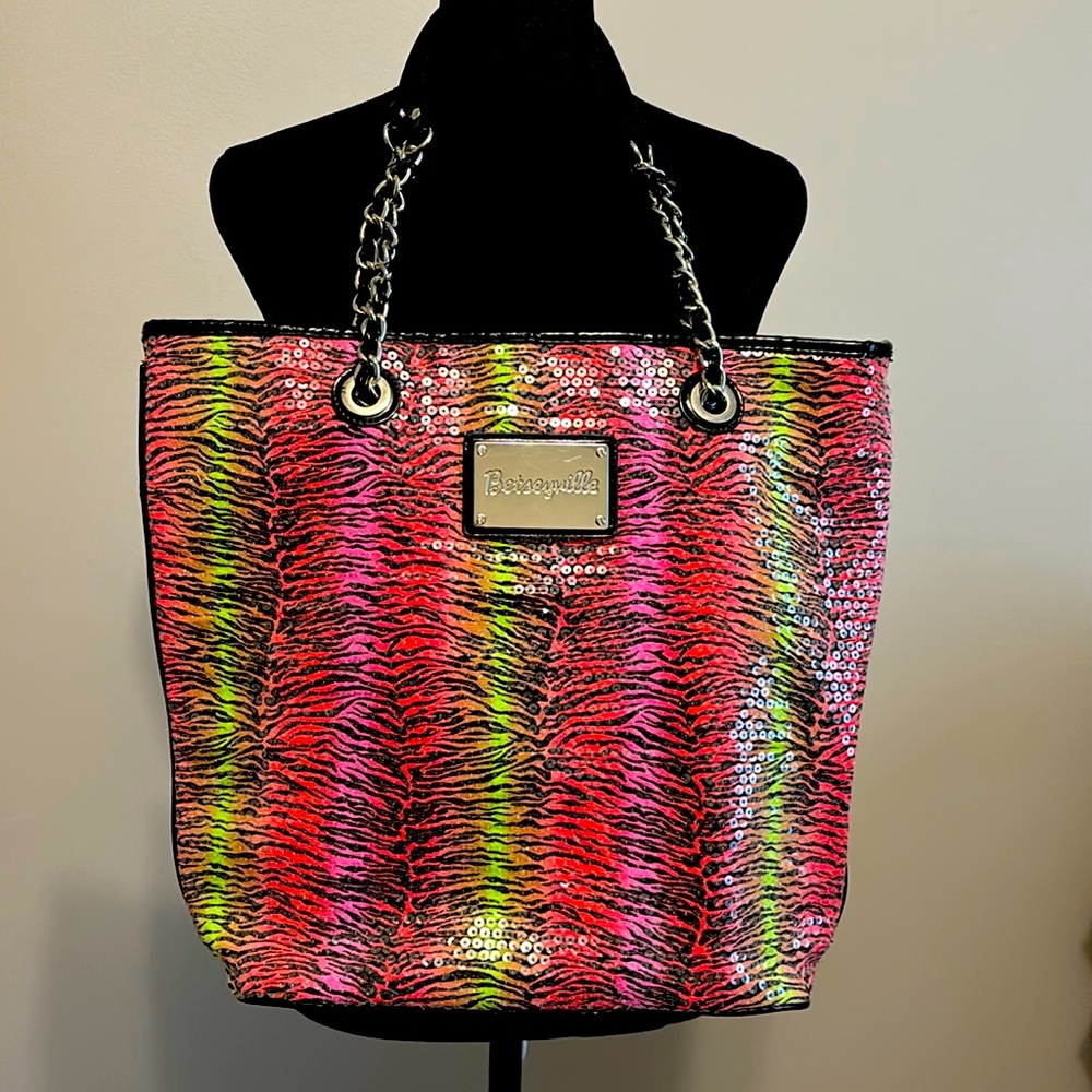 Betseyville tote handbag